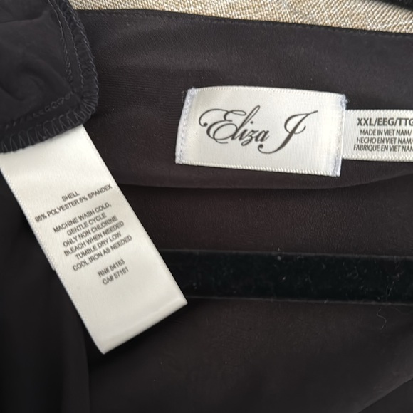 Beautiful Black wrap like Dress Eliza Brand New - Picture 8 of 9